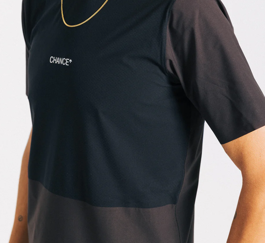 CHANCE Arrow Ultra Tee Black