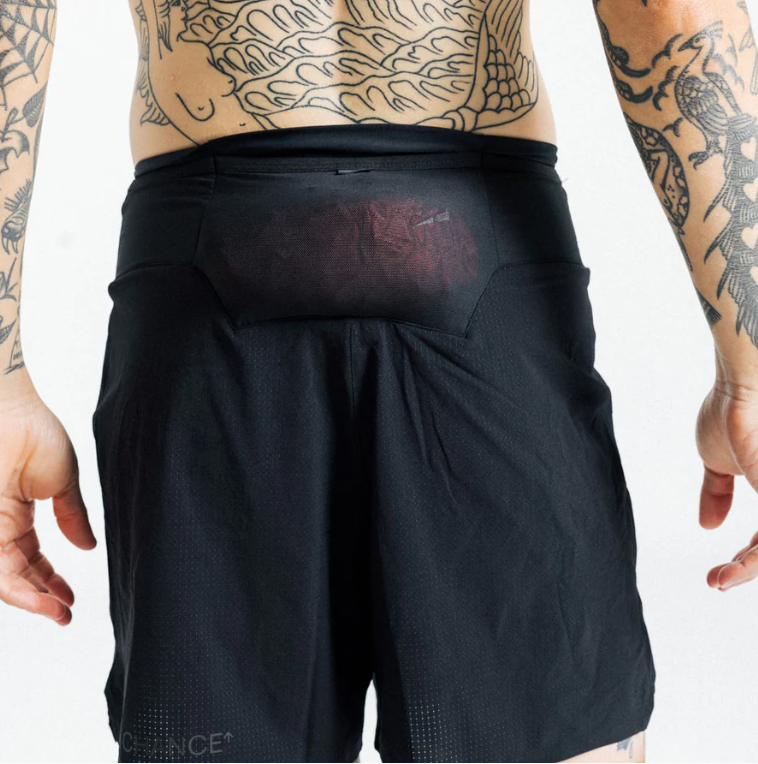 CHANCE Arow Marathon Short V2 - Black/ Black