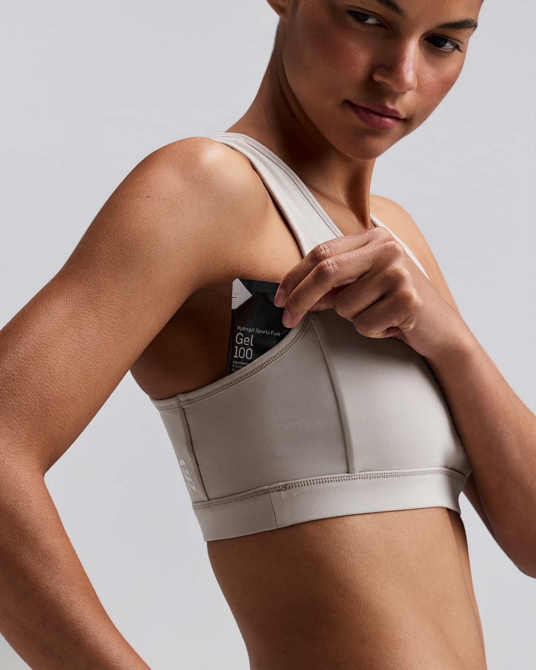 BANDIT WOMEN'S VANISHER™ REVERSO™ SCOOP NECK RUN BRA - BLACK / PLASTER