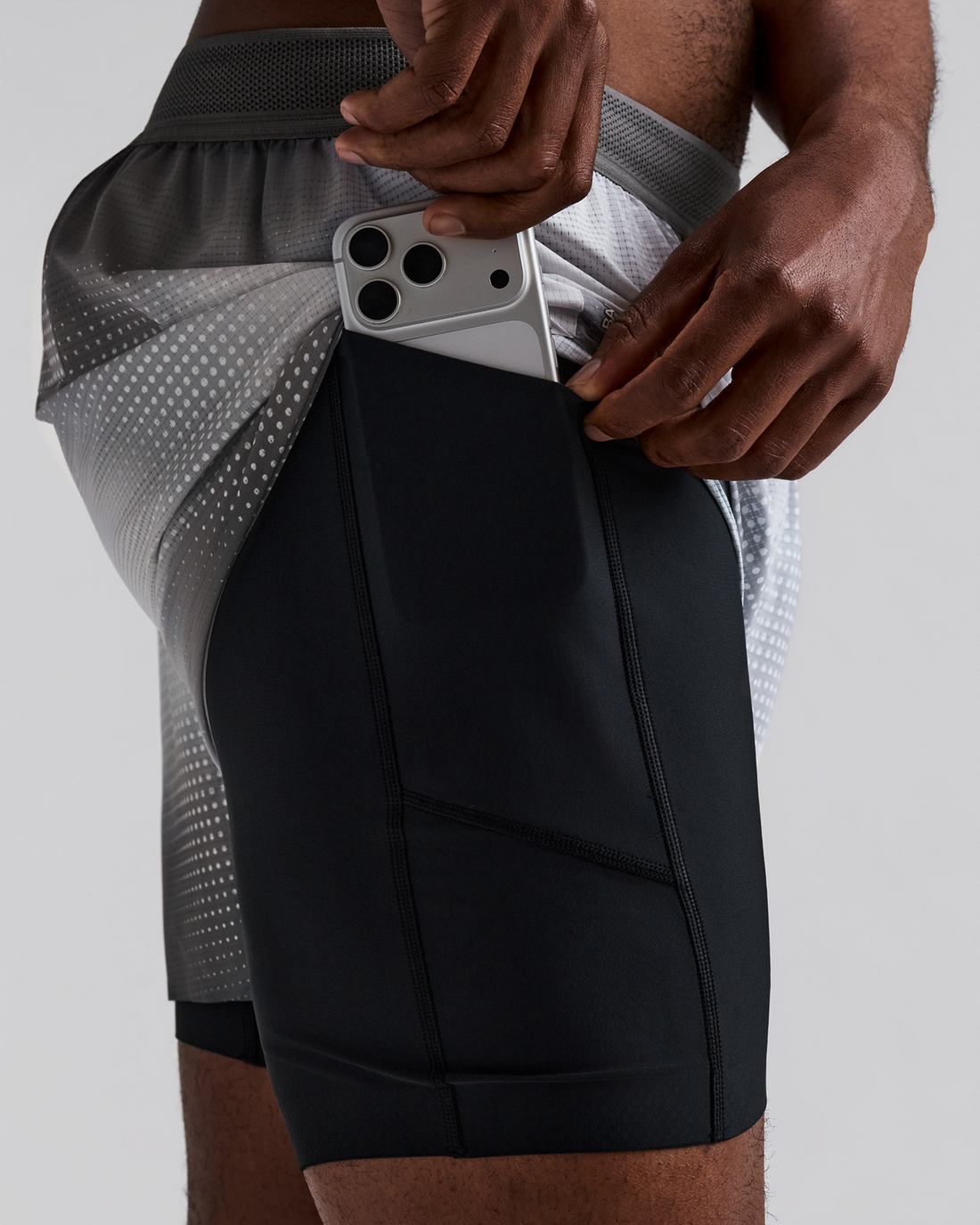 BANDIT MEN'S COOLGRID™ 2-IN-1 RUN SHORT - SLATE MULTI