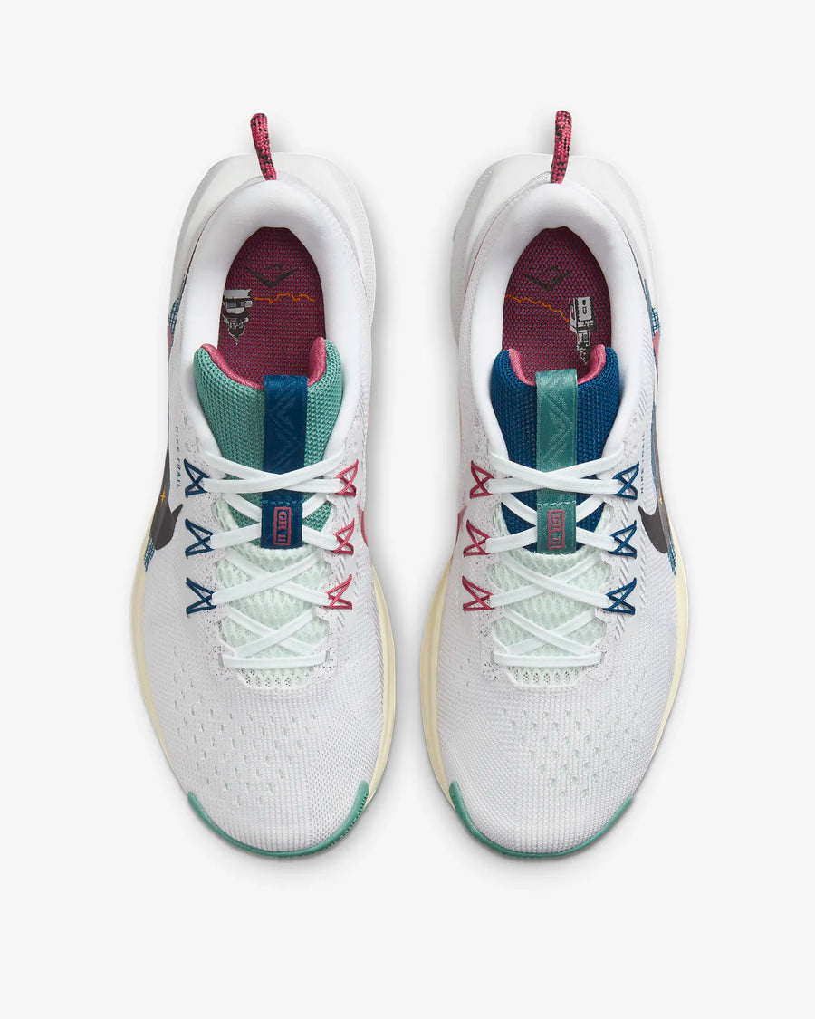 NIKE Pegasus Trail 5 GR11